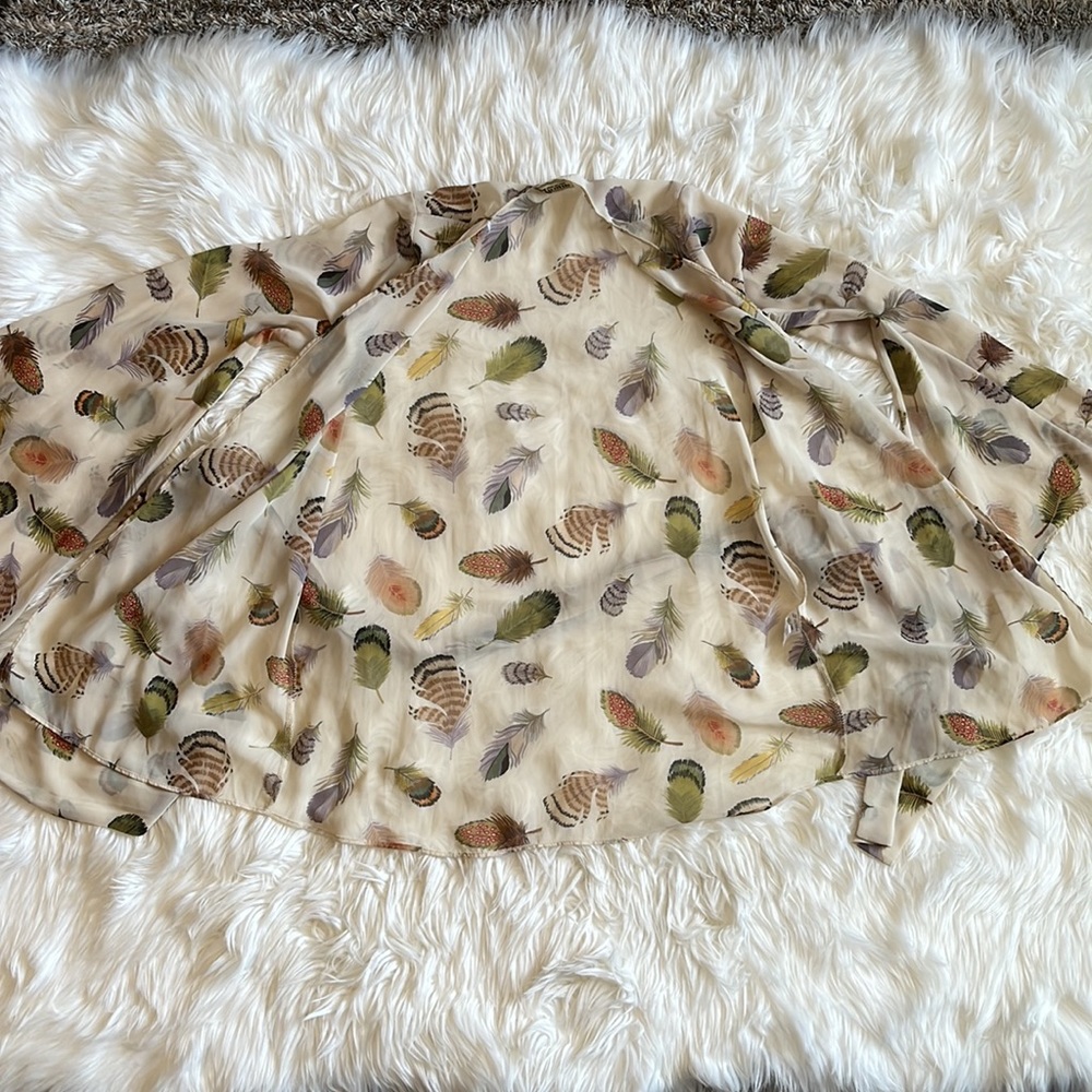 Show Me Your Mumu Kimono ~ in Feather 🪶 Print - Picture 10 of 14